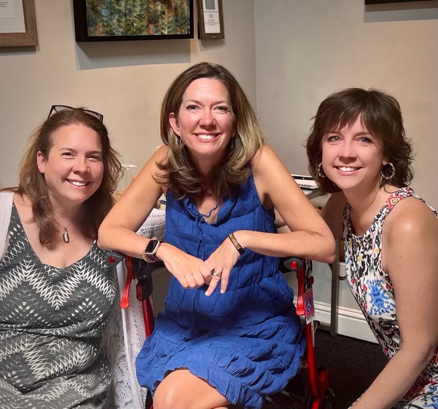 MAStephens1016's tweet photo. Thank you to everyone who came out to the San Francisco Women Artists Gallery yesterday, either in person or virtually. Your support and attention are deeply appreciated. The time for a cure is now. Donate, stay in touch with your reps, sign petitions, volunteer and participate! https://t.co/UtRKoBaQ3l