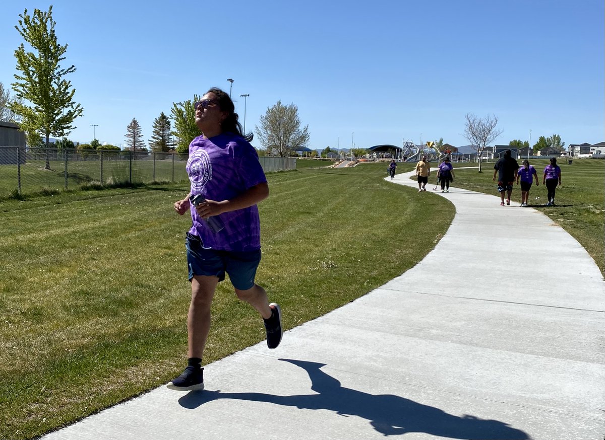 UICSaltLake's tweet photo. Thank you to everyone who helped support @UtahFosterCare 3rd Annual Moccasin 5k Run/Walk to bring awareness for Indigenous children in foster care.
#FosterCareAwarenessMonth
#Moccasin5K
#NativeHomeForNativeChildren
#NativeFosterParents
#UtahFosterCare https://t.co/RlC8MFBcYR