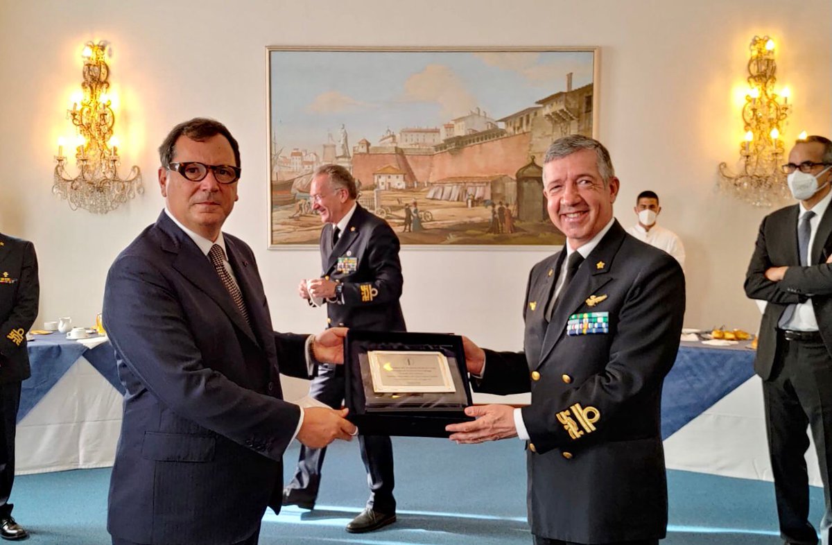 istsupsan's tweet photo. 🗣 A. Piccioli: "I nostri ricercatori seguiranno in tutto il mondo le navi della #MarinaMilitare per tre anni. Questo progetto, rivolto alla salvaguardia dell’ambiente, è un omaggio alle future generazioni" https://t.co/KajHRI4yde