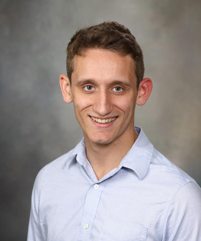 MayoGradSchool's tweet photo. #meetthegraduates
Matthew Brown, Ph.D.
MCGSBS Ph.D. student who studies kidney disease; heading for postdoctoral research at the Broad Institute of MIT and Harvard in the lab of Dr. Anna Greka. https://t.co/9GwujqnTTi