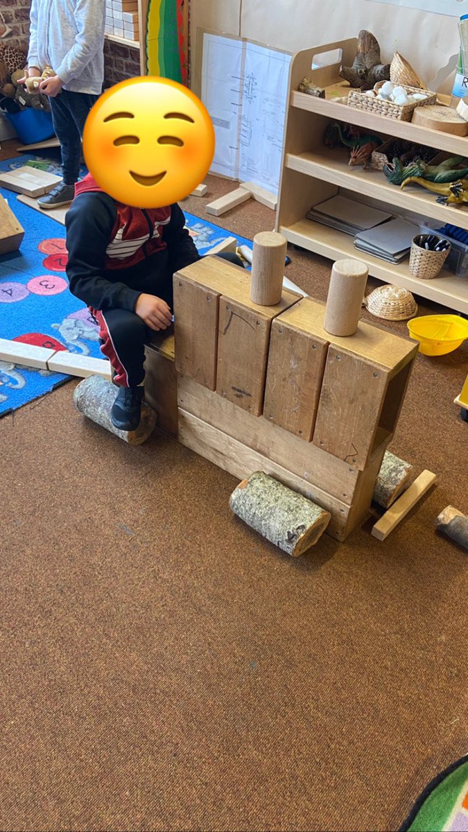 saraharkwell's tweet photo. Today marks the end of my placement at @Clerkhillschool.  I have learned so much over the past few weeks, especially regarding play pedagogy.  Being able to observe the pupils and the skills they are developing during play has been really insightful!  @NicolaBuchan2 #blocksrock https://t.co/vyM5h11zFz