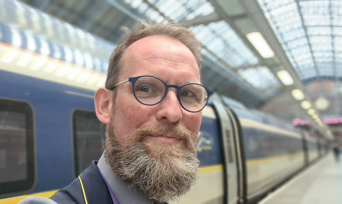 EurostarJustinp's tweet photo. First shift not wearing a mask the whole time since May 2020. It's lovely to be able to smile at people again. Until Monday, masks are still required on trains in Belgium...
#BeardIsBack https://t.co/8PGQc4PaUm