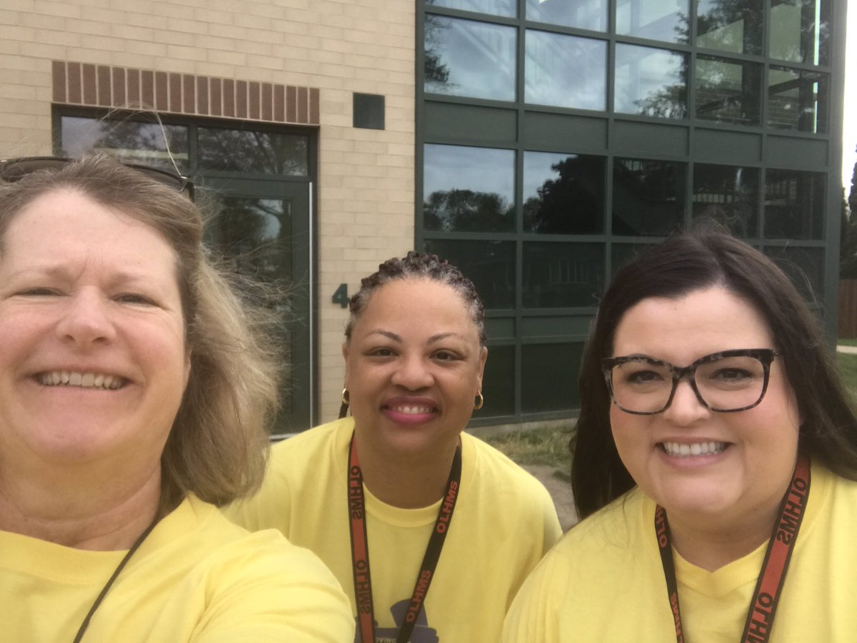 KHarringtonDace's tweet photo. All in for AJ #allinforAJ #d123 #olhms #wishillinois https://t.co/3H4FFJ10GW