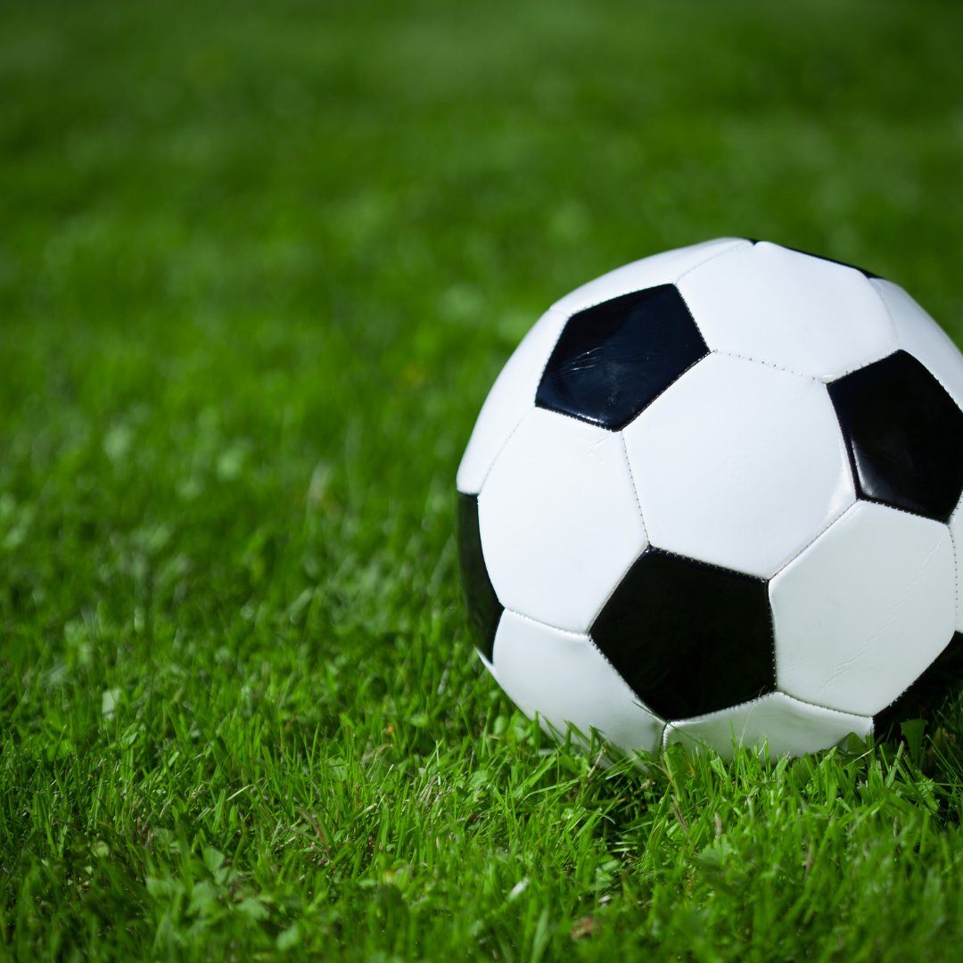 Parce que nous supportons l'USG, nous vous offrons un-5€ (USG5 ) sur vos trajets aller et retour, à utiliser lors du prochain match contre le Royal Antwerp FC ce 22 mai. Uniquement valable le jour du match pour 2 utilisations. Téléchargez l'app Taxis Verts!