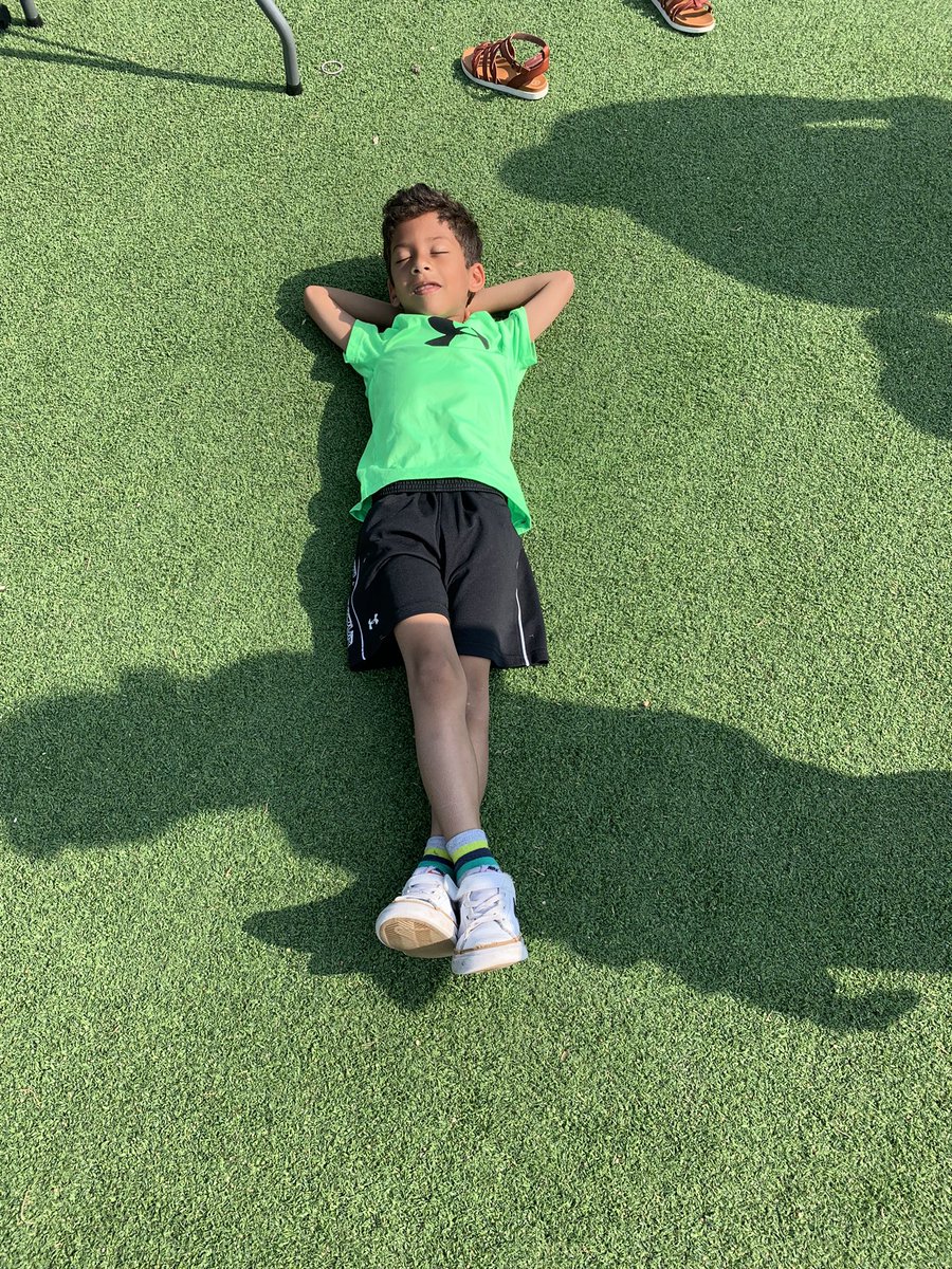 DawnRoth77's tweet image. That last day of school feeling! 🎉@HospElementary @PrincipalElse #kindervibes