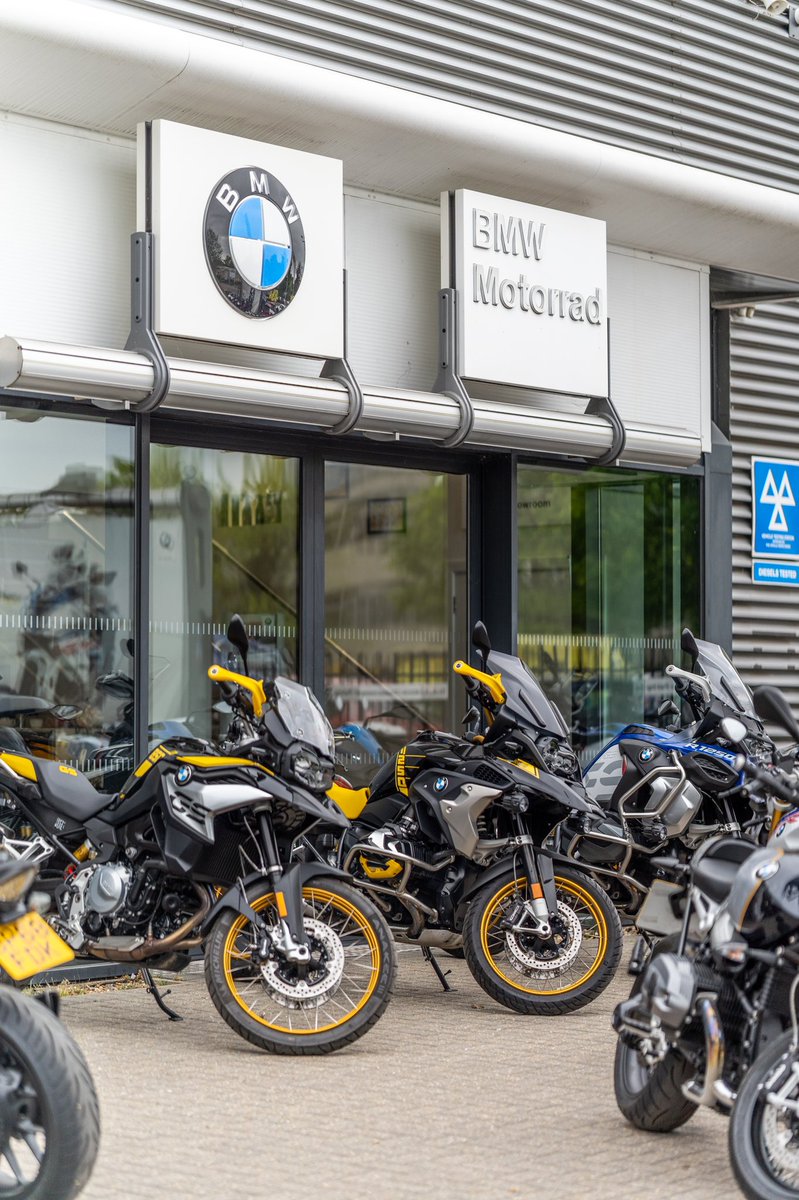 VinesBMWBikes's tweet photo. We love talking bikes! 🤓Whether you’re new to riding or one of our long standing customers, our passion for chatting all-things BMW bikes is what we love doing most - stop by for a coffee and maybe even try out a bike or two this weekend☕️ #VinesMotorrad #BMWMotorrad #MotorradUK https://t.co/lBwyj4Xo4s