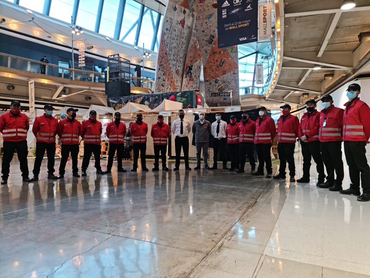 BadillaRodrigo's tweet photo. Inicio de Servicios ! Mall Sport! Extraordinario trabajo en equipo ! Seguimos ! https://t.co/64HDX8ClWJ