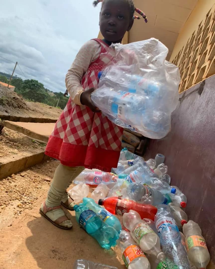 ThinkGreencmr's tweet photo. So we are sure to have touched the generation of tomorrow

#bottles
#bottles2bricks
#beatplasticpollution
#climatecrisis
#noplastic
#noplasticdrink
#ourplanetourhope
#TakeActionNow
#wastewithoutborders
#ecotecsolutionesambientales
#Thinkgreen https://t.co/zw8t0McRsU