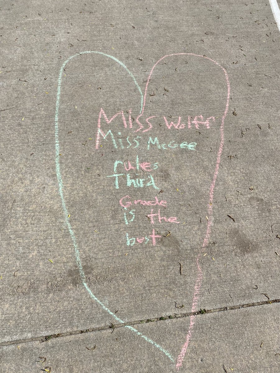 EmilyBWolff's tweet photo. Nothing but love at @OPS_WilsonFocus #ChalkFun @tmcgee2245 https://t.co/DzQjixDAYt