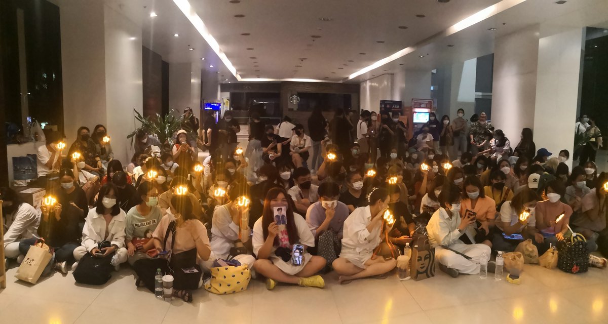 UppoompatTh's tweet photo. มาโยพร้อมแล้วค่าาาาา

Uppoompat Fandom Live
#UpxFANDOMLIVE
#uppoompat @uppoompat https://t.co/aBA4PrmZhg