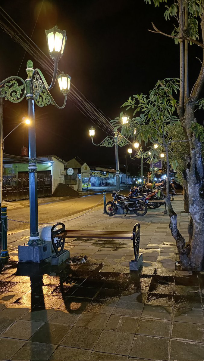 coffee_ritz's tweet photo. Malam Indah Setelah hujan https://t.co/sKXEJVcv9h