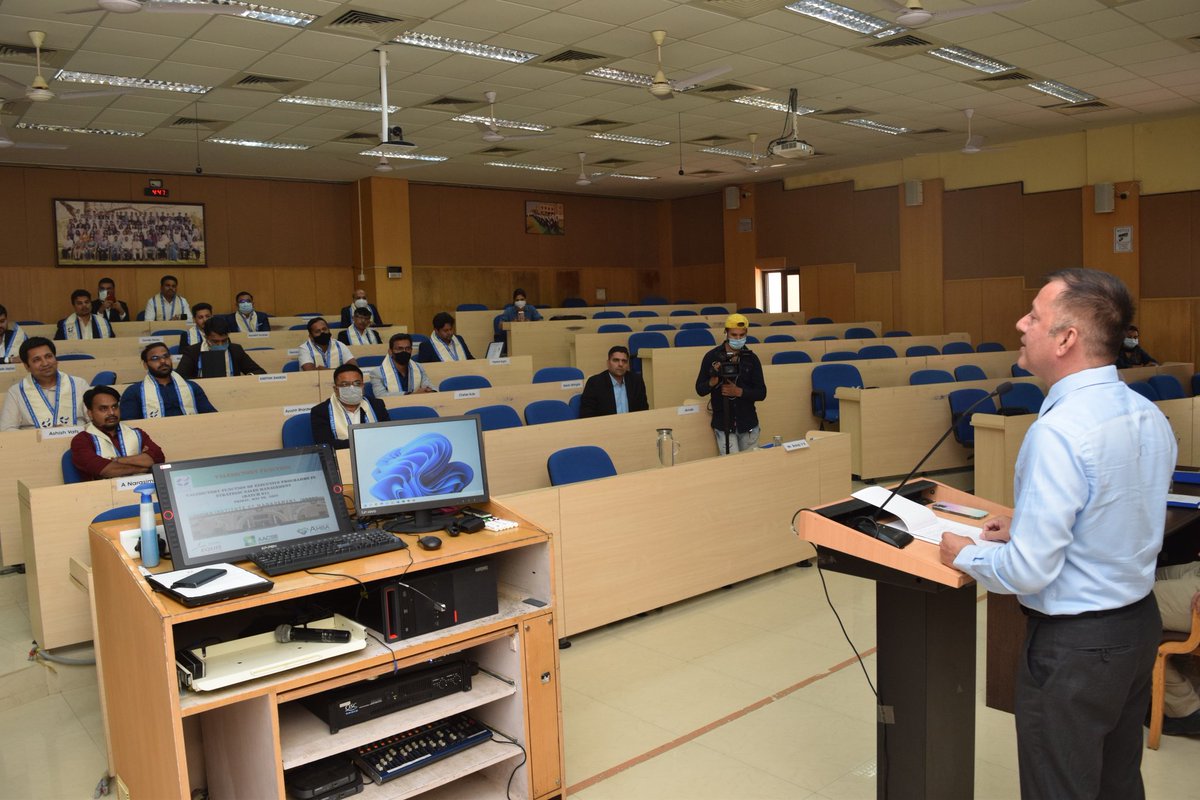 askhimanshurai's tweet image. It was a joy to address the participants of #EPSSM @IIM_I today. Urged them to develop #conscientiousness, #reflect on their responsibilities, be #open to learning from everyone, translate knowledge into #wisdom, and #network with diverse groups to build an inclusive perspective.