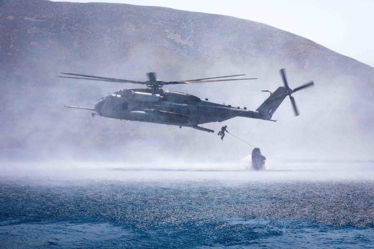 Alexander The Great! 

@USMC Marine attached to the @22nd_MEU , deployed with the  #USSArlington (LPD 24), helo casts with a combat rubber raiding craft from a CH-53E , assigned to Marine Medium Tiltrotor Squadron (VMM) 263 (Rein.). 1/