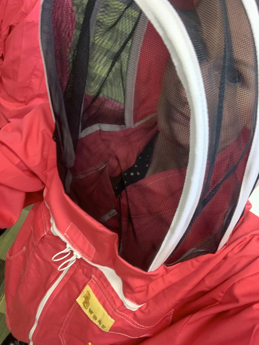 I’m not generally in to insects or things that buzz and fly fast but today I donned a beekeepers suit ( think Anneka Rice style ) and met the bees that live in the hives on top of <a href="/StockportHomes/">Stockport Homes</a> HQ. Really interesting session on #WorldBeeDay2022 🐝