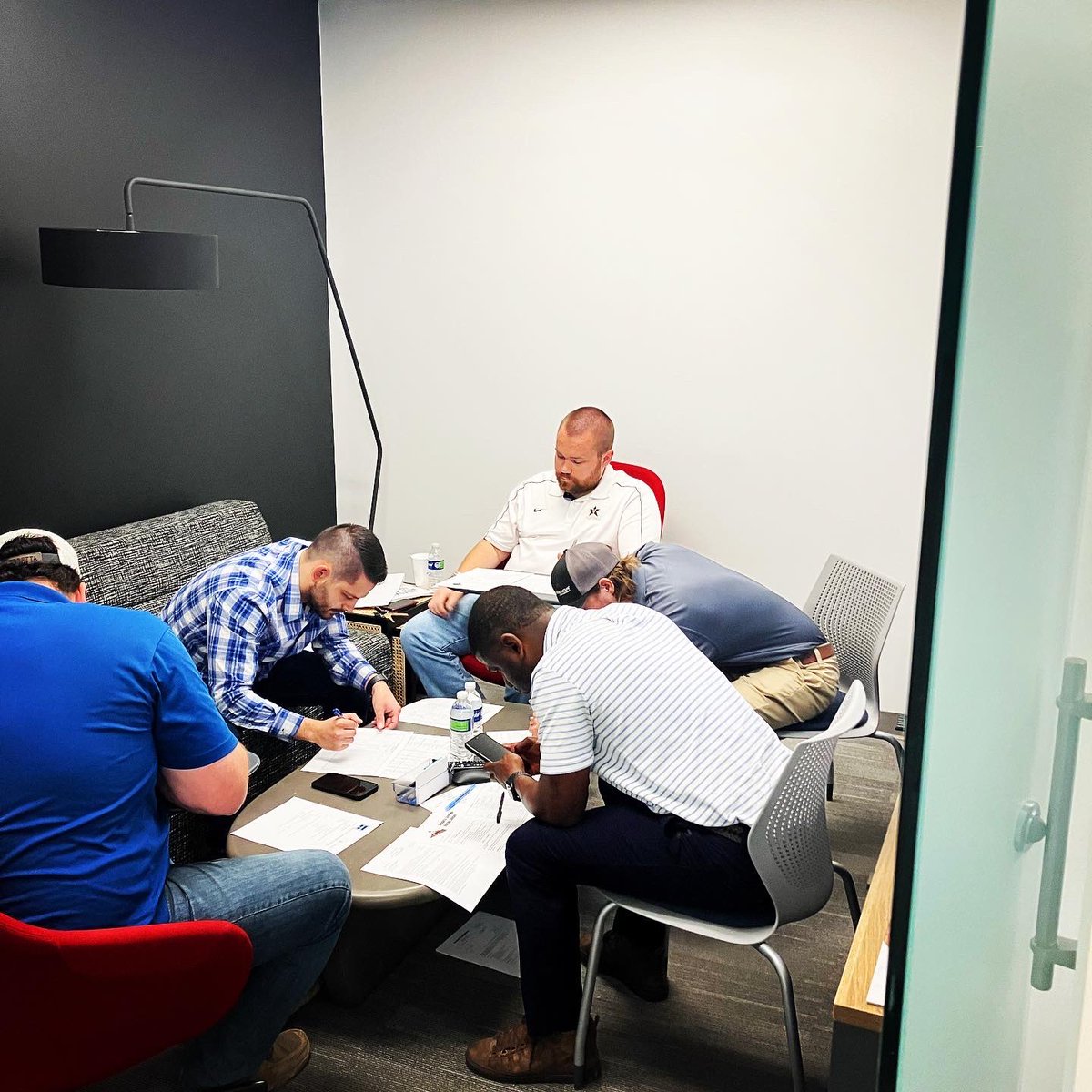 AGCMiddleTN's tweet photo. Mock bid day! Congratulations to team 1 construction for the bid closest to the right answer! Special thanks to Ricky at Volunteer Paving and the Nashville ASPE for running the event and @BELLConstCo l for hosting! https://t.co/CUdTNYkjrI