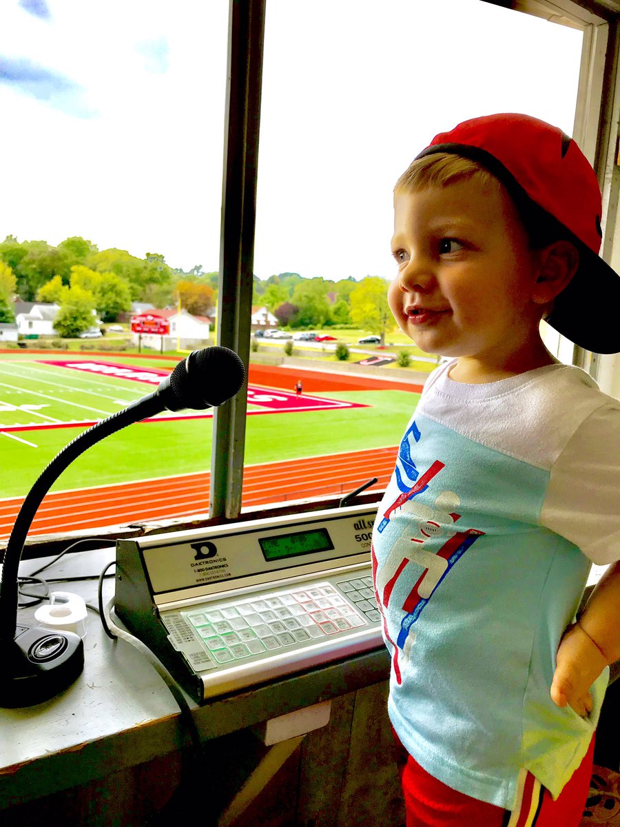 jennings_coach's tweet photo. Signing off of Jennings athletics after 21 incredible years of serving many outstanding students and coaches.  
Things end, but memories last forever. 
❤️🖤
(Will post our new athletics twitter account here) https://t.co/txPLqHMJh8