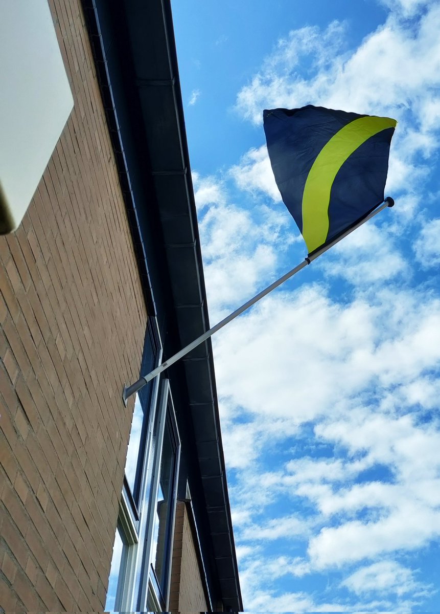 FesBreda's tweet photo. Na regen komt zonneschijn #NACpraat #mandersout https://t.co/rSO9BRq6CV