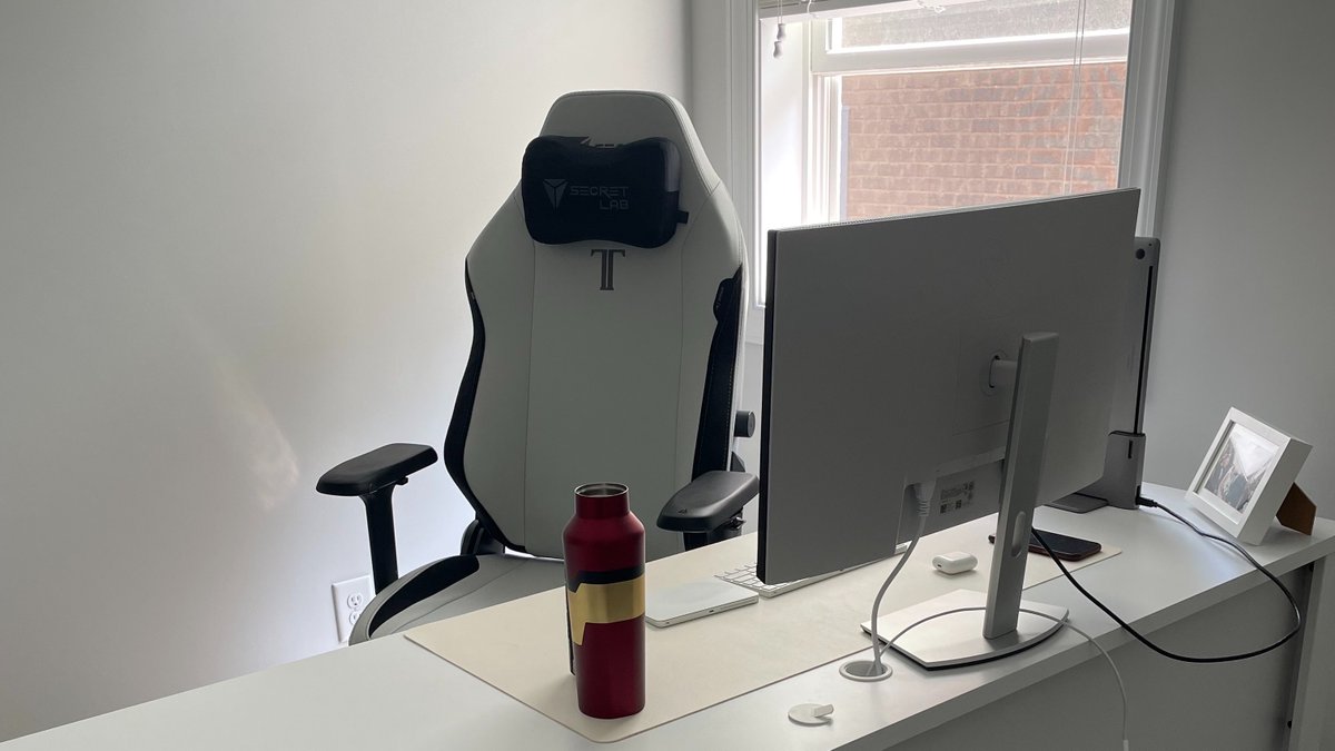 jonnettesheim's tweet photo. New office space is coming together nicely. Thanks for the recommendation on the chair @RetallickSean! The Secretlab TITAN Evo 2022 is the perfect addition! #Secretlab #HomeOffice https://t.co/Cbt1dKLysw