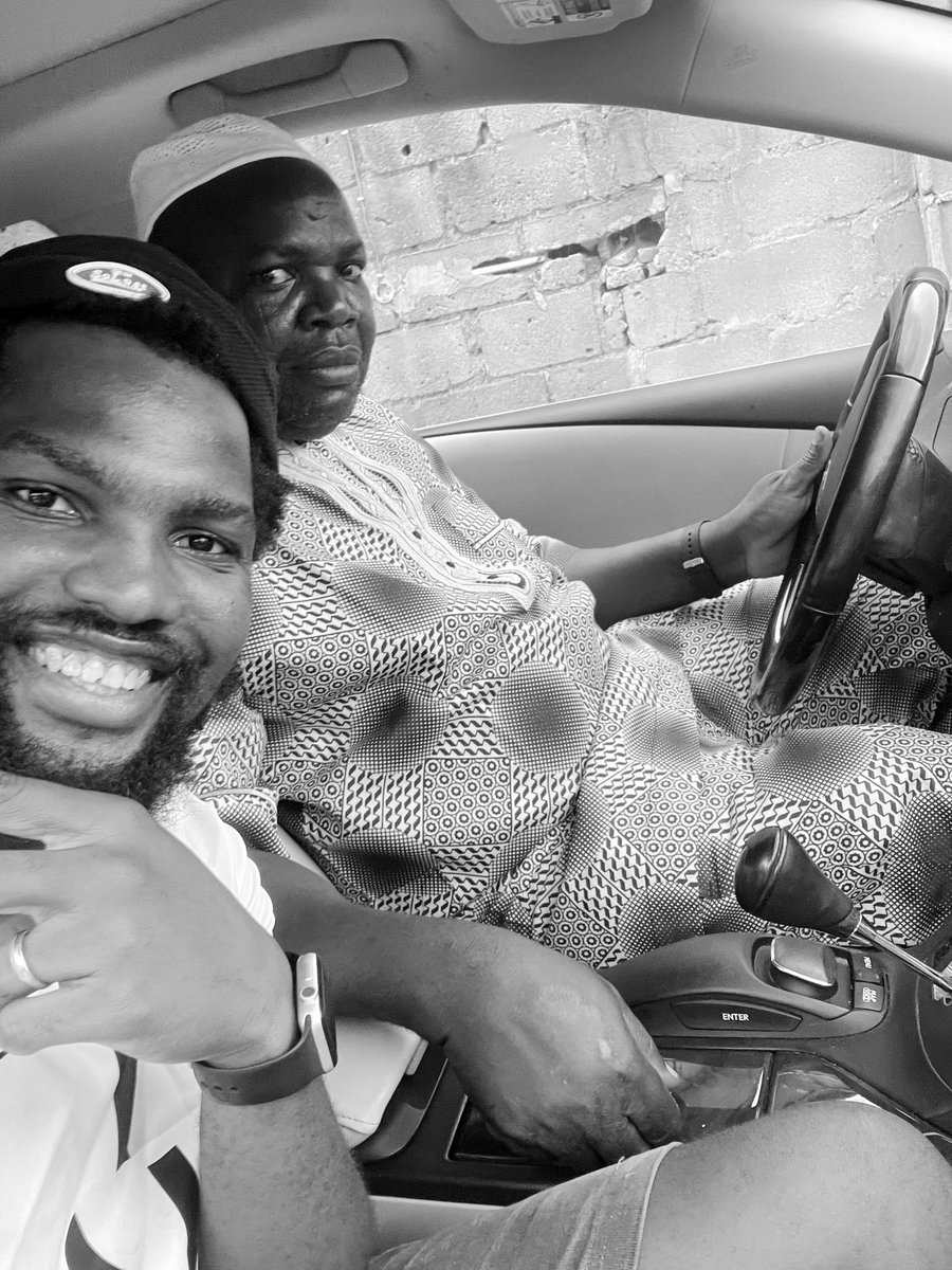 iamAbiodunAA's tweet photo. When I started tech, I came home one day crying that it is too hard n I want out. My father asked “your Oga with big cars, is that all he does” I said YES and my father told me in yoruba “murasi ishe computer yen, iwo na a ra motor nla lenu e”

I did today n he witnessed it 🙏🏽👨🏽‍💻 https://t.co/BVMJcwjpER