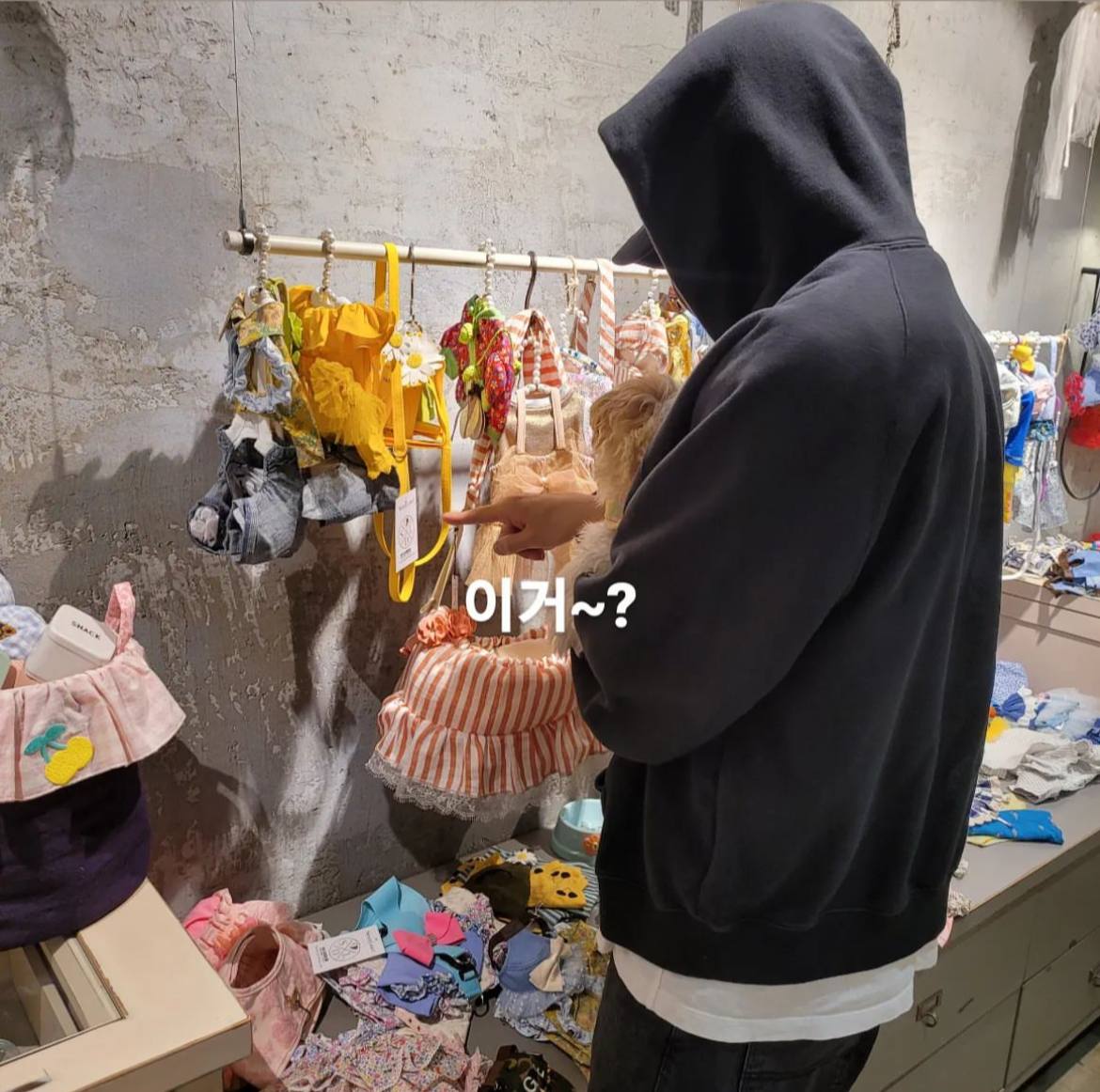 Handae2199's tweet photo. کاش یکی اینطوری که یول، رو دوست داره دوستم داشت

Chanyeol
#CHANYEOL #찬열
@weareoneEXO @B_hundred_Hyun @layzhang https://t.co/zSRuMCGDw6