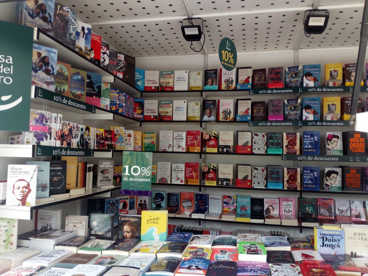 jjcho_BA's tweet photo. En @casadellibro tenemos todo preparado para empezar esta 41 @FLBadajoz
A disfrutar de la Feria!
#41FLB
#SiempreSabremosElLibroQueNecesitas
#GraciasPorLeer
Estamos frente a la Carpa de Conferencias https://t.co/hzLj3I9MXn