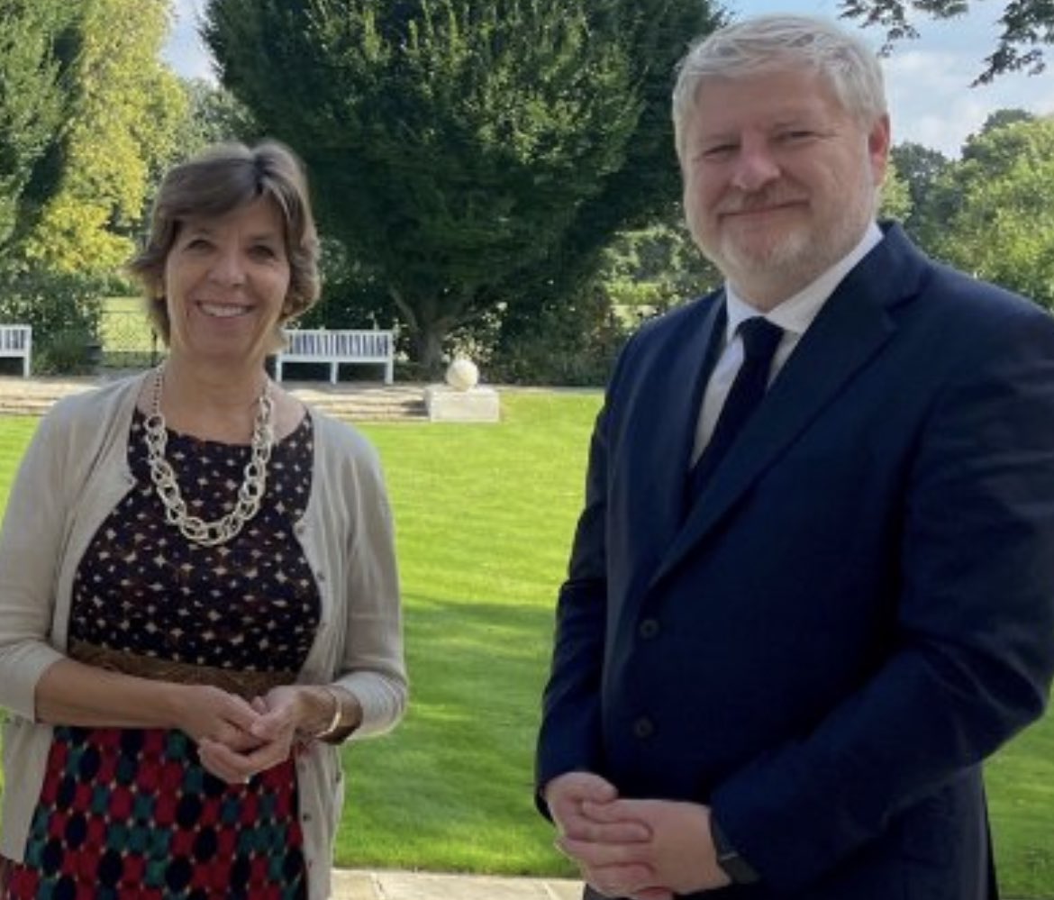 Congratulations to Catherine Colonna on becoming new French Foreign Minister. Great to have worked together as French Ambassador and look forward to strengthening relations between Scotland and France. 🏴󠁧󠁢󠁳󠁣󠁴󠁿🇫🇷🇪🇺