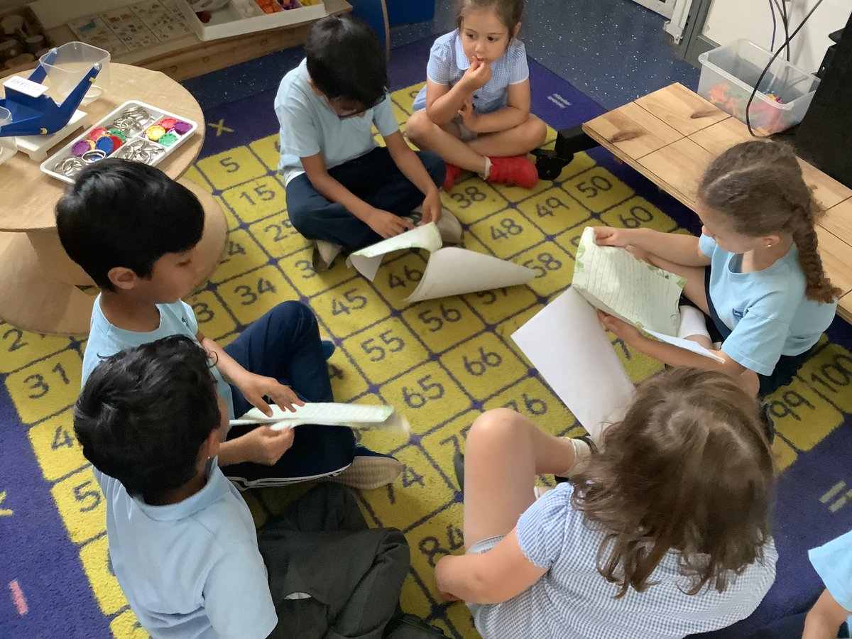 NLeeGDPS's tweet photo. More wonderful pictures of the story tellers that are Year 1. @denisemburgess @GreatDenhamPS https://t.co/fh80FjDdXn