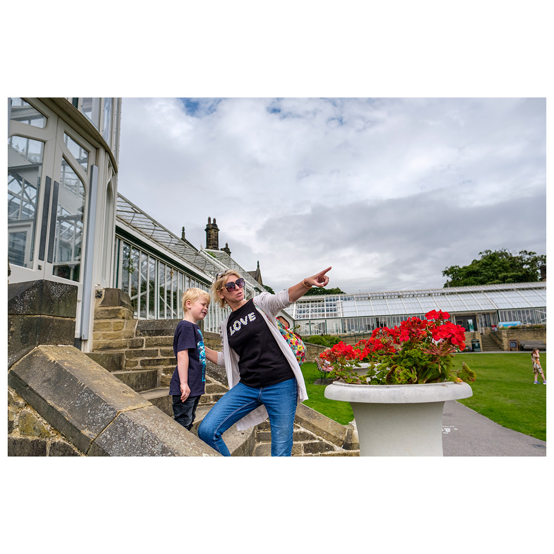 philjackson_8's tweet photo. The fabulous and extensive Cliffe Castle and park. Celebrating Bradford, its places and culture. Supporting the bid for Bradford to be UK City of Culture 2025. Commission @BradfordMuseums 
.
.
#Cliffe Castle #Bradford2025 #CityofCulture2025 #visitbradford https://t.co/68iQju2NOM