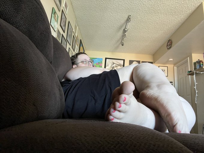 Wanna lay down on the couch and watch movies with me☺️ https://t.co/jQv8UHzdLh<a href="/tag/booty"class="tags"><span>#booty</span></a><a href="/tag/ass"class="tags"><span>#ass</span></a><a href="/tag/bbw"class="tags"><span>#bbw</span></a><a href="/tag/adult"class="tags"><span>#adult</span></a><a href="/tag/nsfw"class="tags"><span>#nsfw</span></a>