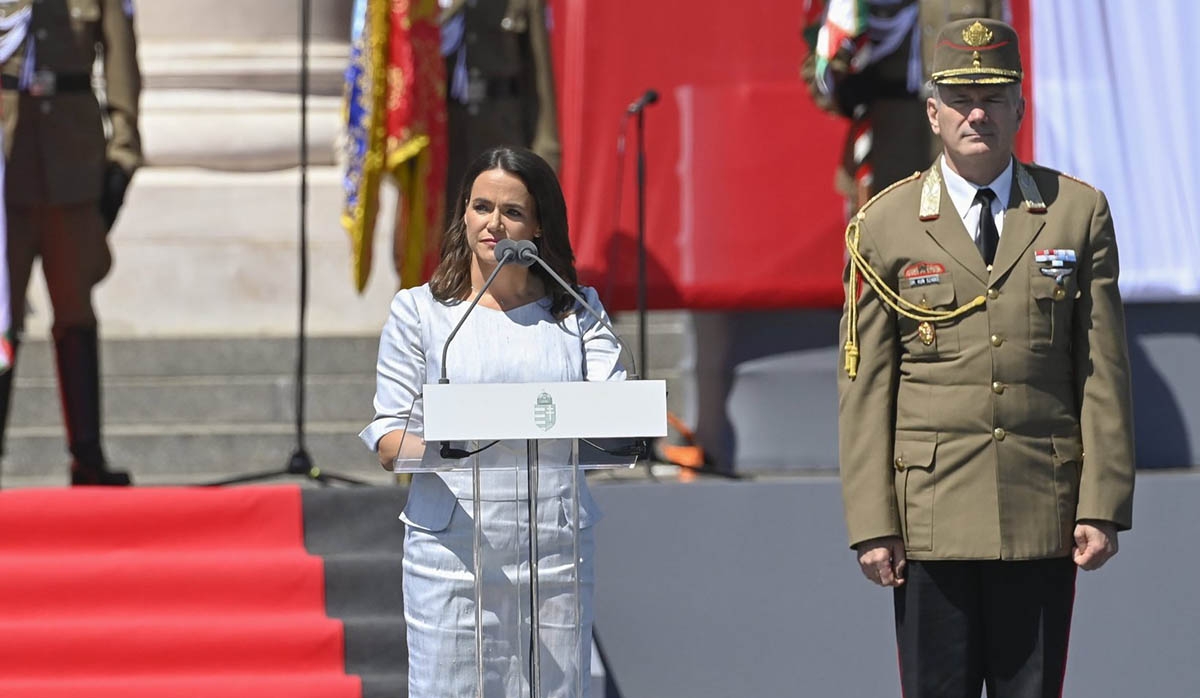 ottawalifers's tweet photo. In her inaugural speech, Katalin Novák, the first female President of Hungary, firmly and unequivocally condemns Russia’s aggression against Ukraine.

👉 https://t.co/HiERjS3L4b

#OLMPolitics #GlobalPolitics #Hungary @HungaryinCanada https://t.co/dDqgi2QMsW