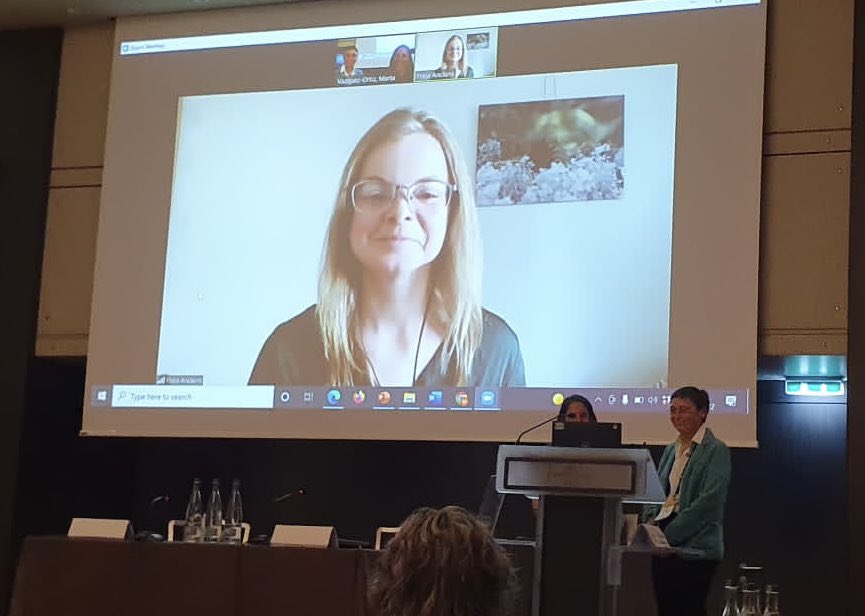 marta_allergy's tweet photo. So powerful to hear adolescents’ voices at the #EAACIMCA22 ‘Think of us as the whole person, not the condition’ All taking lots of positives from living with #asthma & #allergies and willing to help others 💚👏 @EAACI_HQ @ProfGRoberts @KateKhaleva @EAACI_JM @EFA_Patients https://t.co/rFBNV5pSyS