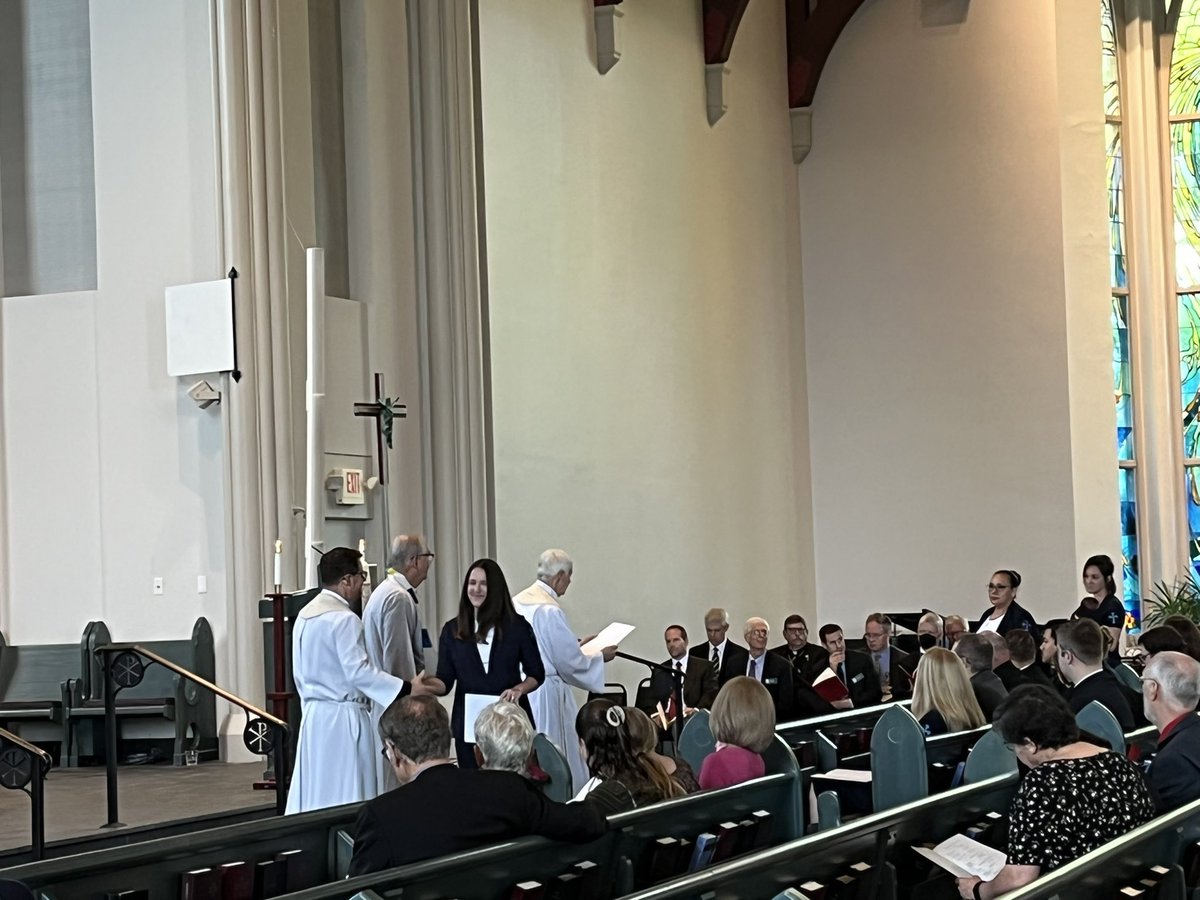 ConcordiaSem's tweet photo. Rite of Certification for the Diaconate #CSLGrad #ThyWordIsALamp https://t.co/ZVUZoSp6Vt