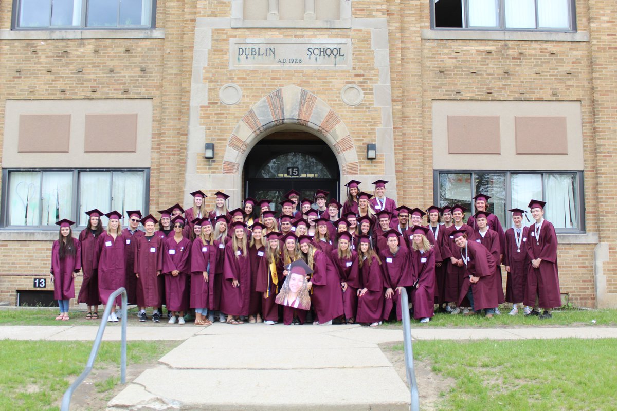 Dublin Elementary (@dublinwl) on Twitter photo Congratulations to the WLN class of 2022 and these former Dublin students! We are so glad you could join us for the Senior Walk today! <a href="/WalledLkSchools/">Walled Lake Schools</a> <a href="/KnightsWLN/">Walled Lake Northern</a> Congratulations to the WLN class of 2022 and these former Dublin students! We are so glad you could join us for the Senior Walk today! <a href="/WalledLkSchools/">Walled Lake Schools</a> <a href="/KnightsWLN/">Walled Lake Northern</a>