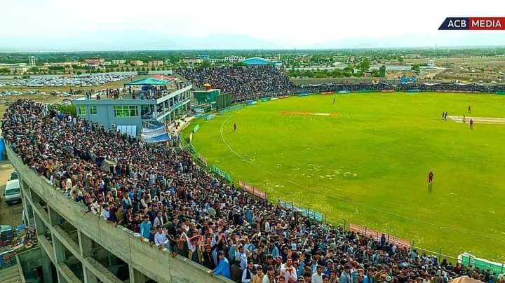 د خوستوالو مینه بېخي زیاته ده!
صد سلام ♥
آه خدايه! کاشکې زه هم ورتلى شواى! 😢

Full house
#cricket #GreenAfghanistan2022 #ACB