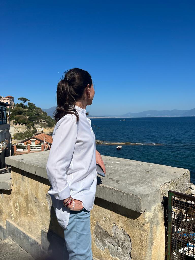 LiciaRonzulli's tweet photo. Napule è…💙

Felice di essere qui per la convention di @forza_italia “L’Italia del futuro, la forza che unisce”.

#litaliadelfuturo https://t.co/Z83q1ZxGIC