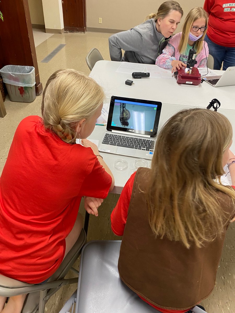 InSciEdOut's tweet photo. The InSciEd Out Team and our scientist volunteers had a great time working with the Girl Scouts of Stewartville MN  as they explored scientific careers and learned about zebrafish this month. Here’s a few sample pictures from the album https://t.co/9pEz5MZwRi https://t.co/hEf1hVdTwt