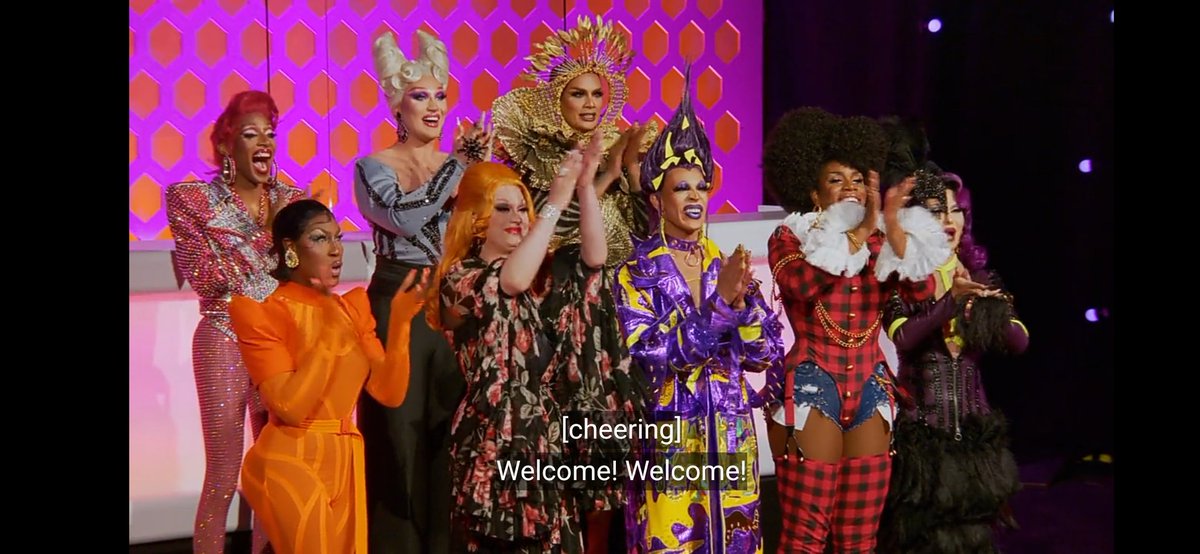 imsmokean's tweet photo. THIS IS THE BIGGEST AND STRONGEST GROUP OF GIRLS WHO EVER COMPETED IN ALL EDITION OF ALL STARS. SO MANY ICONIC MOMENTS AND ALL THOSE TWIST &amp; SHOTS ARGH OBSESSED! I think this is the only szn i never felt pressured about the girls competing w each other fr sum reasons.

#AllStars7 https://t.co/0GfBfncvXo