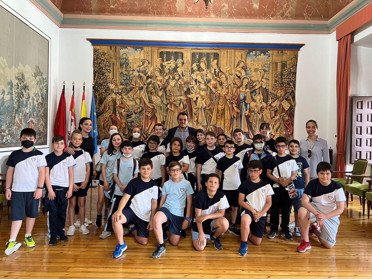 amordedios_toro's tweet image. 5° EP pone el broche de oro al proyecto de FORMapps "TORO-TIEMPO" en el que, a través del uso de aplicaciones TIC, han estudiado los monumentos más importantes de nuestra localidad. @educacyl @Toro_Ayto @cfiezamora @TomasdelBien #caminamosjuntos #learningdifferent #amordediostoro