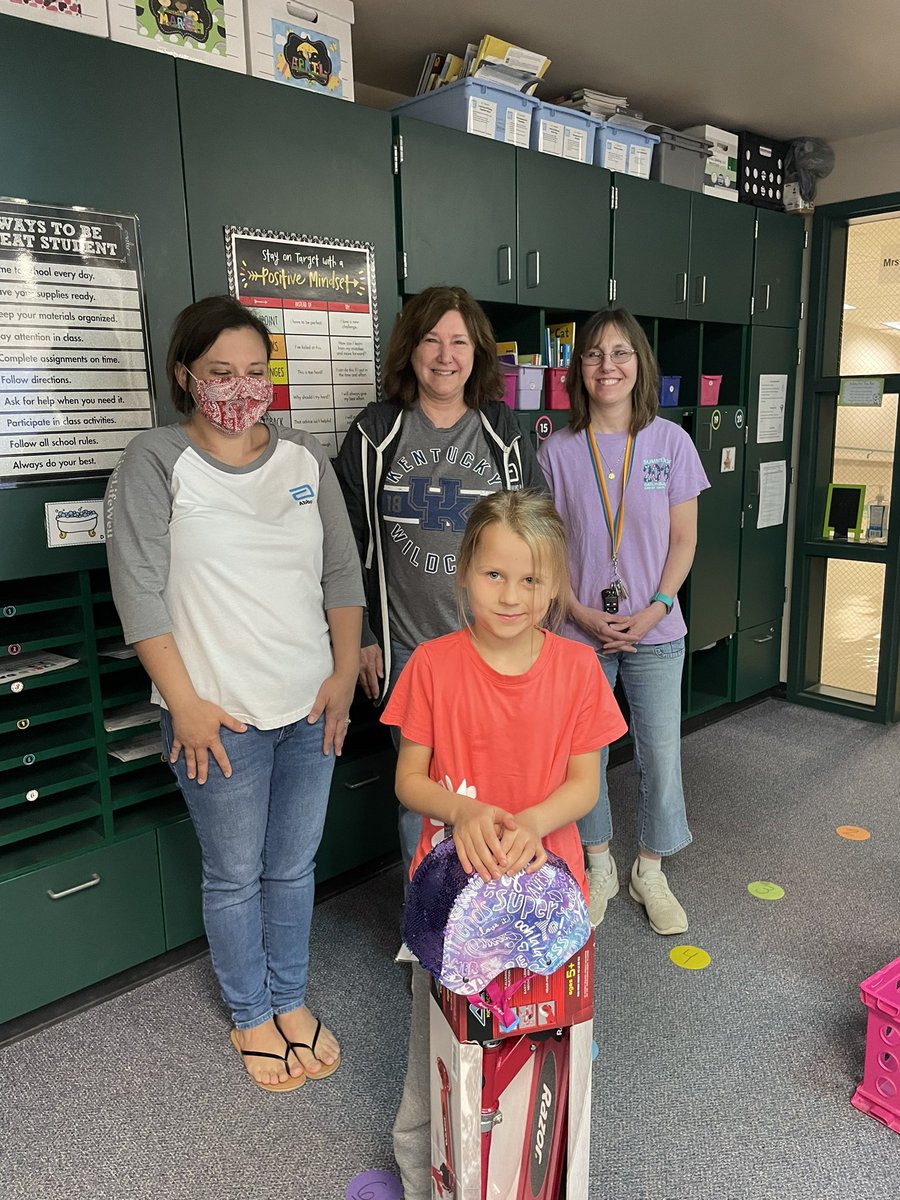 Congratulations to our <a href="/AbbottNews/">Abbott</a> Earth day poster winners. The wonderful partners from Abbott dropped off the prizes today!   #wercharles <a href="/weRCharles/">Charles Chargers</a>