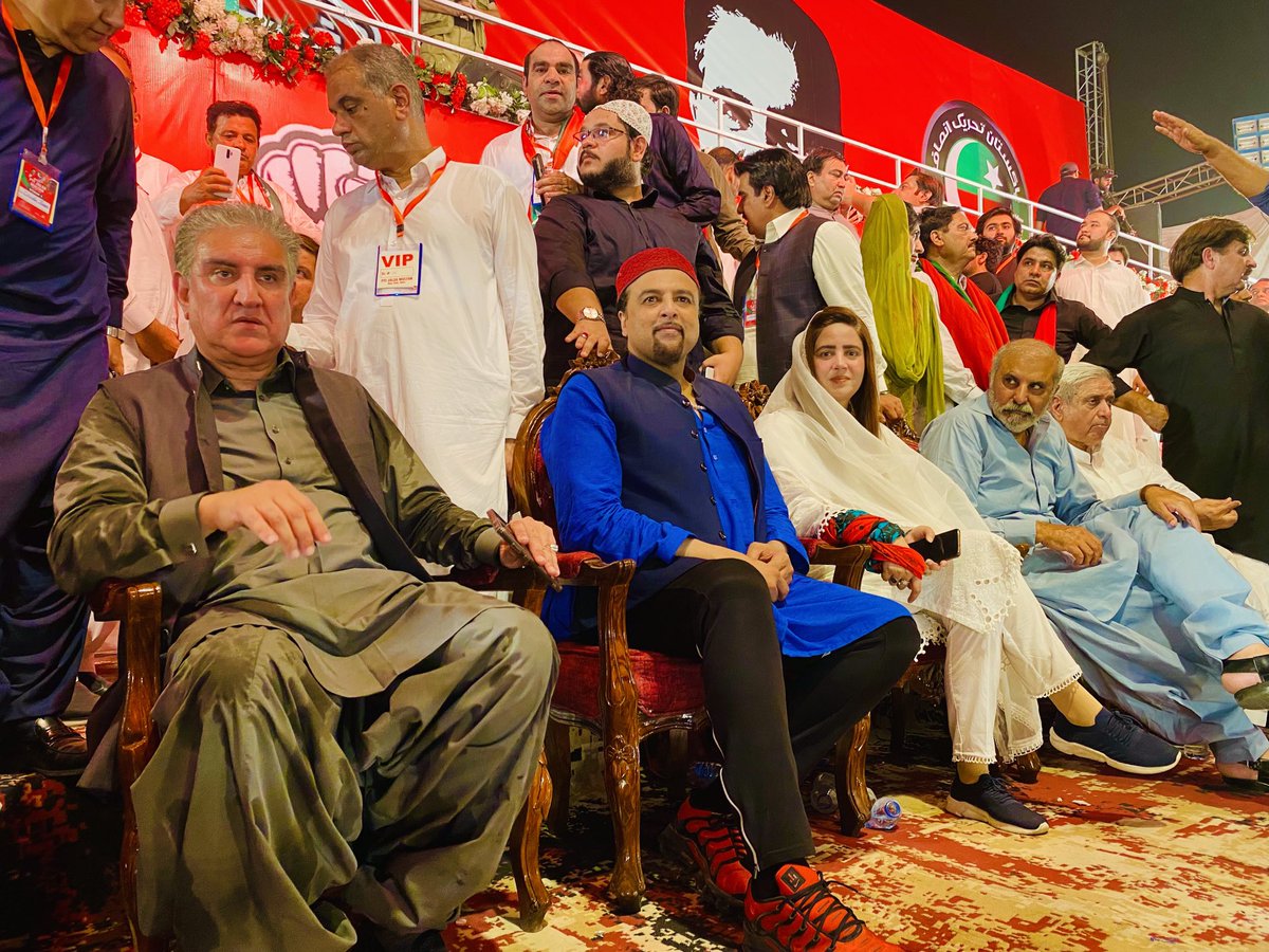 sufisal's tweet photo. Marathon number of #jalsaJunoon across 🇵🇰. For millions of #Junoonis behind the #Skipper @ImranKhanPTI https://t.co/B9TzfHYCLI
