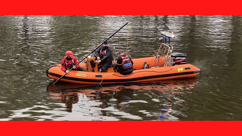 Some of our equipment in action.
Find out more: reachandrescue.com

#watersafety #camera #pole #bewateraware #docks #reachforapole #reachandrescue #boats #maintenance #healthandsafety