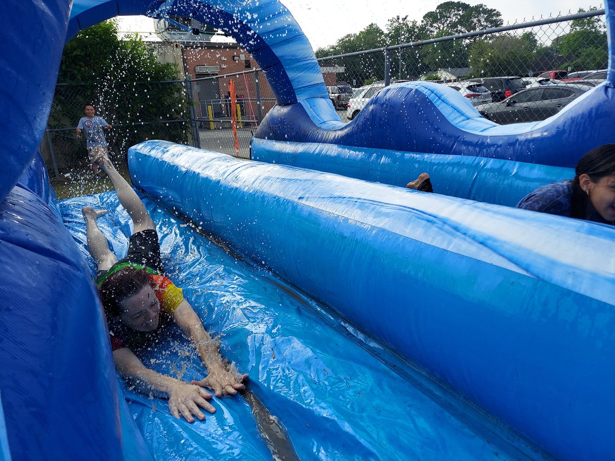 worshamteacher's tweet image. DAY 2! Sports Day is on Fire!!! #AceLevelUp #Gameon #Wildcats #Aldine #AldineForward #Worshamsportsday2022