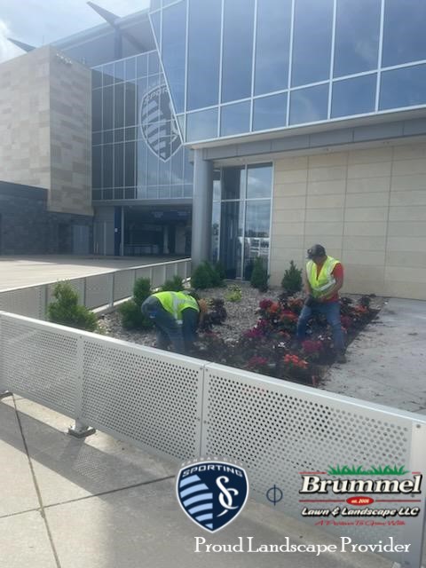 Detail Team was out at <a href="/SportingKC/">Sporting Kansas City</a> installing summer color for our partner before the match on Wednesday! 
#brummellawnandlandscape 
#skclandscaper