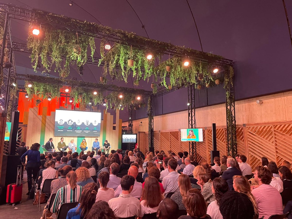 LaFrenchTech's tweet photo. #ChangeNowSummit I Les échanges 💬 se poursuivent au @ChangeNOW_world summit 📍au Grand Palais Éphémère à #Paris 🇫🇷, avec les prises de parole de
@ClaraChappaz 🎙️
#ChangeNow2022 https://t.co/H6PazoB6Nr