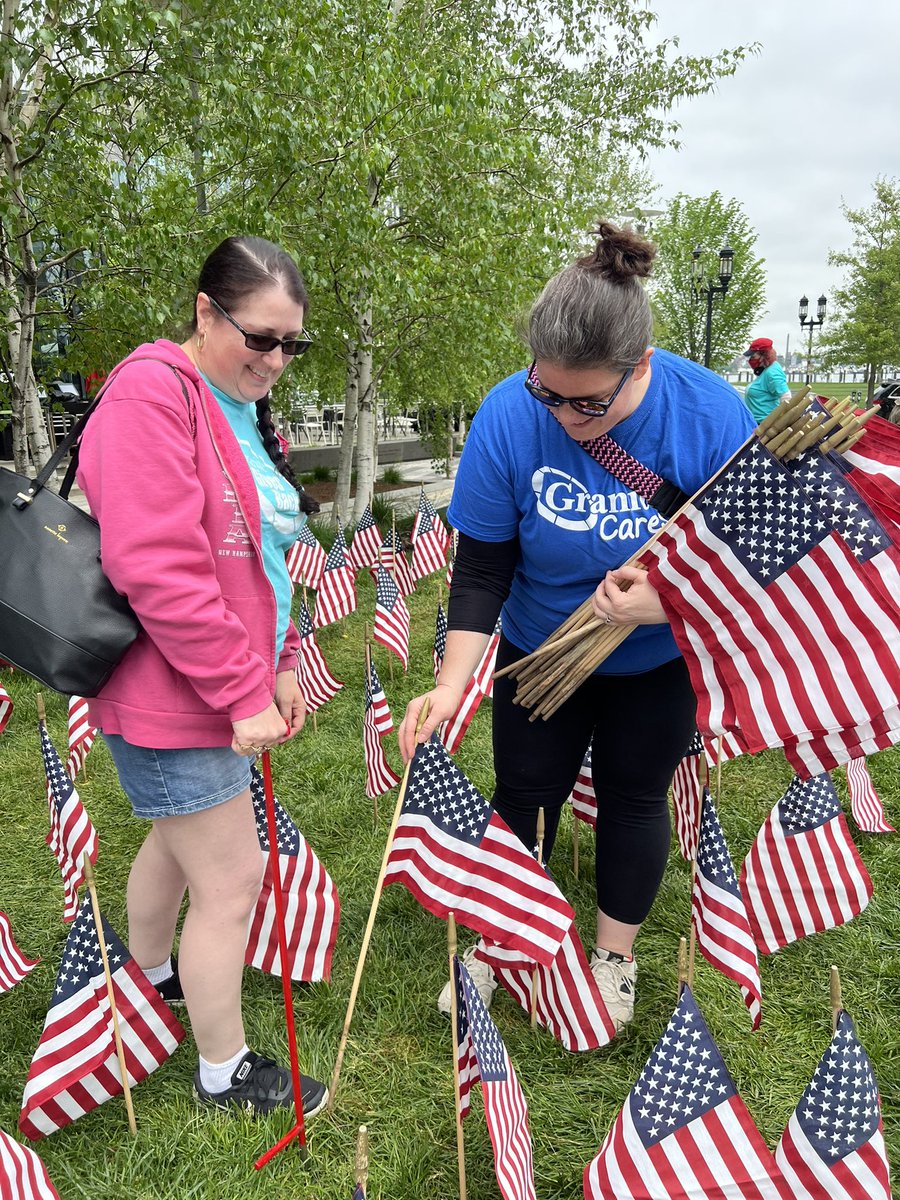 GraniteGivesBack (@graniteggb) on Twitter photo Today, #GraniteGivesBack #GGB volunteers helped place flags around the <a href="/MAFallenHeroes/">Mass Fallen Heroes</a> Memorial at Seaport Common today #mfhflagsforthefallen #honorsupportempower Today, #GraniteGivesBack #GGB volunteers helped place flags around the <a href="/MAFallenHeroes/">Mass Fallen Heroes</a> Memorial at Seaport Common today #mfhflagsforthefallen #honorsupportempower
