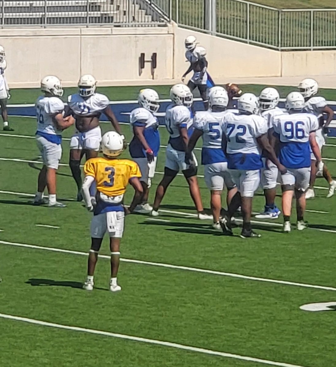 DennisCJ398's tweet image. #DJ3 is officially back after a #Successful #SpringCampaign #3 coming to a #Field near you in #2022. Intersection of #Opportunity and #Success @DenimJohnson03