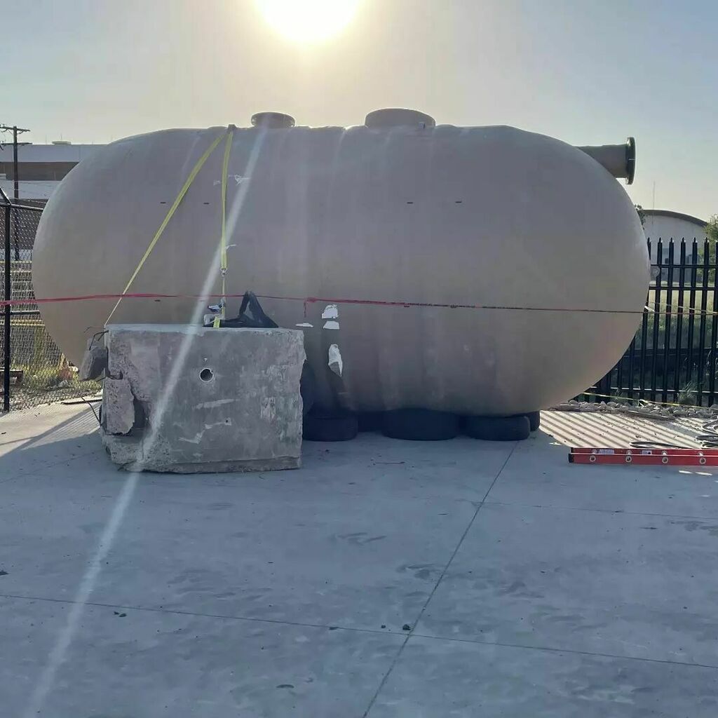 rainharvest's tweet photo. New underground Rainwater storage tank settled into it's new home in Dallas!
It was a tight squeeze but we never doubted ourselves!
#rainwater #rainwatercollection #raintanks #rainwaterharvesting #watercache #dallastexas #texasrains #rainwaterharvestings… https://t.co/JuE1MmWKMy https://t.co/j6azvd324X
