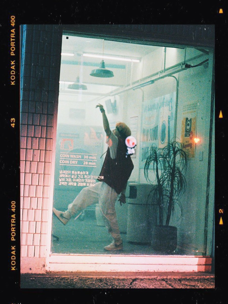 fs_cpc's tweet photo. 'Upside Down' #1

#강다니엘 #KANGDANIEL #TheStory https://t.co/OYF35JJ7CJ