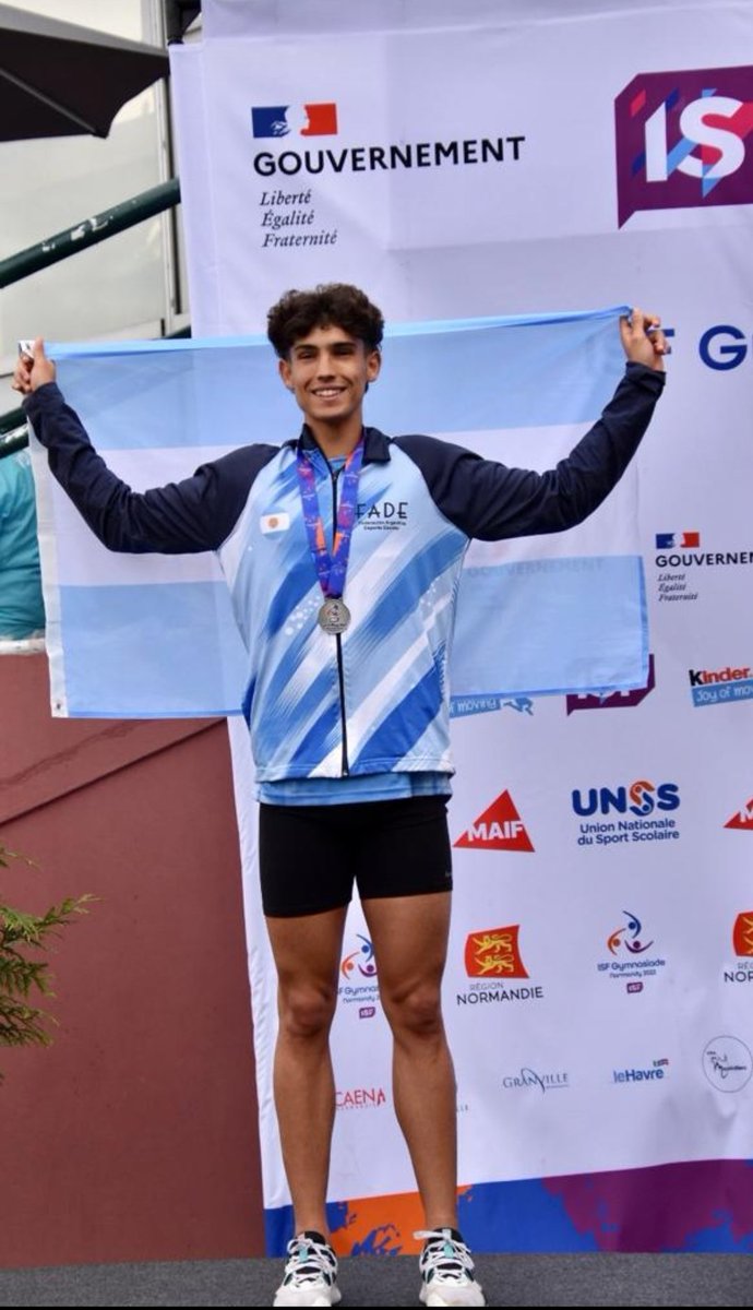 FADEarg's tweet photo. Hoy Argentina 🇦🇷 obtuvo su 2da Medalla de Plata🥈🏃🏽
➡️Atletismo 200 mts. #GymnasiadeISF @ISFsports
Felicitaciones querido Tomy Mondino @MondinoTomy👏, fue un orgullo ver la bandera 🇦🇷 en el podio.
@DeportesAR @lpetrynka
@ines_arrondo @Leot14 @CADA8
Normandy 2022🇫🇷
#SomosFADE🇦🇷❤️ https://t.co/C3bM9rSjmw