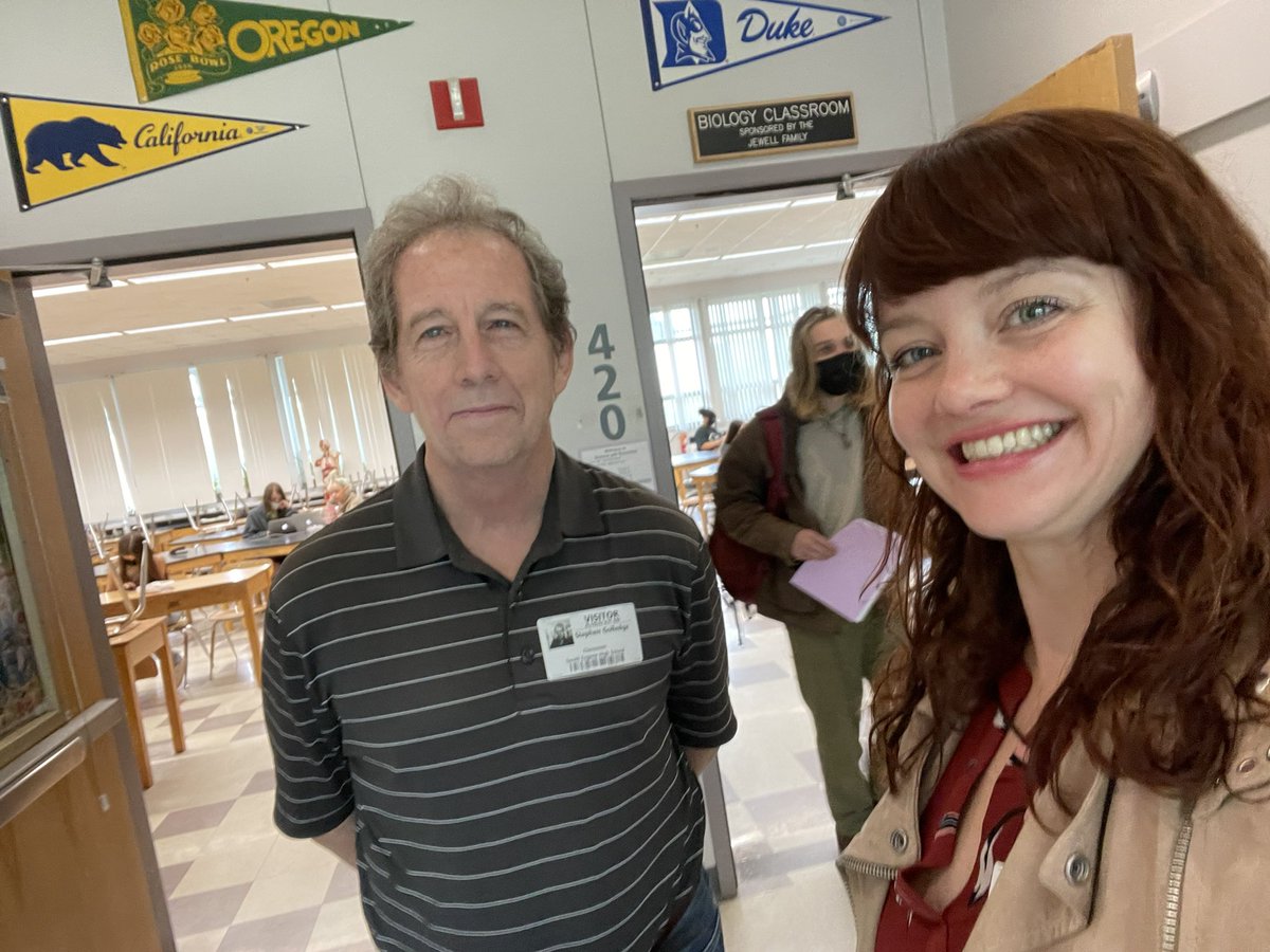 CAMCOR_UO's tweet photo. We had so much fun presenting FIB SEM and ToF SIMS techniques to students at South Eugene High School today! https://t.co/JA2M3NObU6